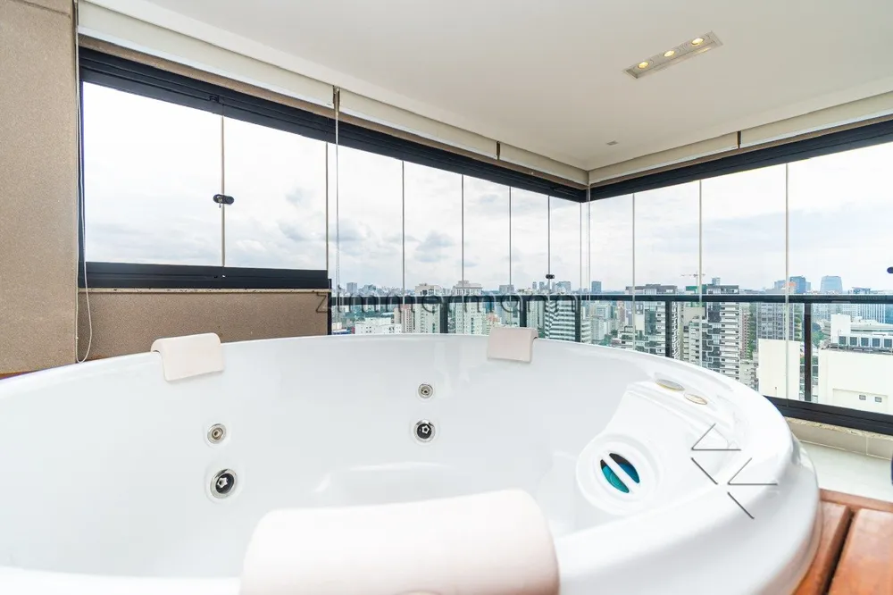 Cobertura, 4 quartos, 358 m² - Foto 1