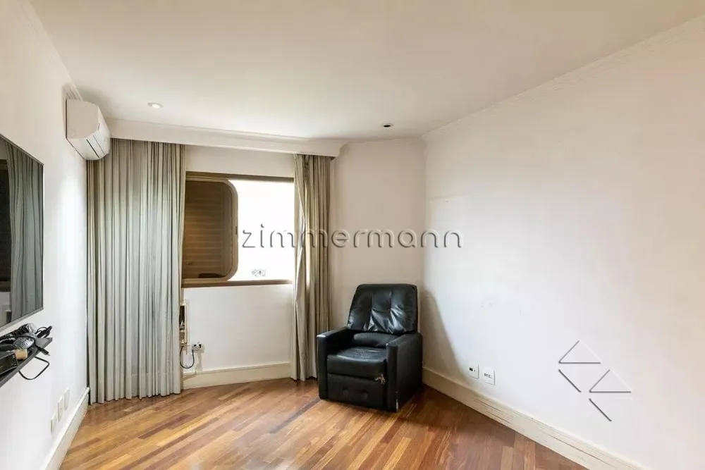 Apartamento, 3 quartos, 232 m² - Foto 2