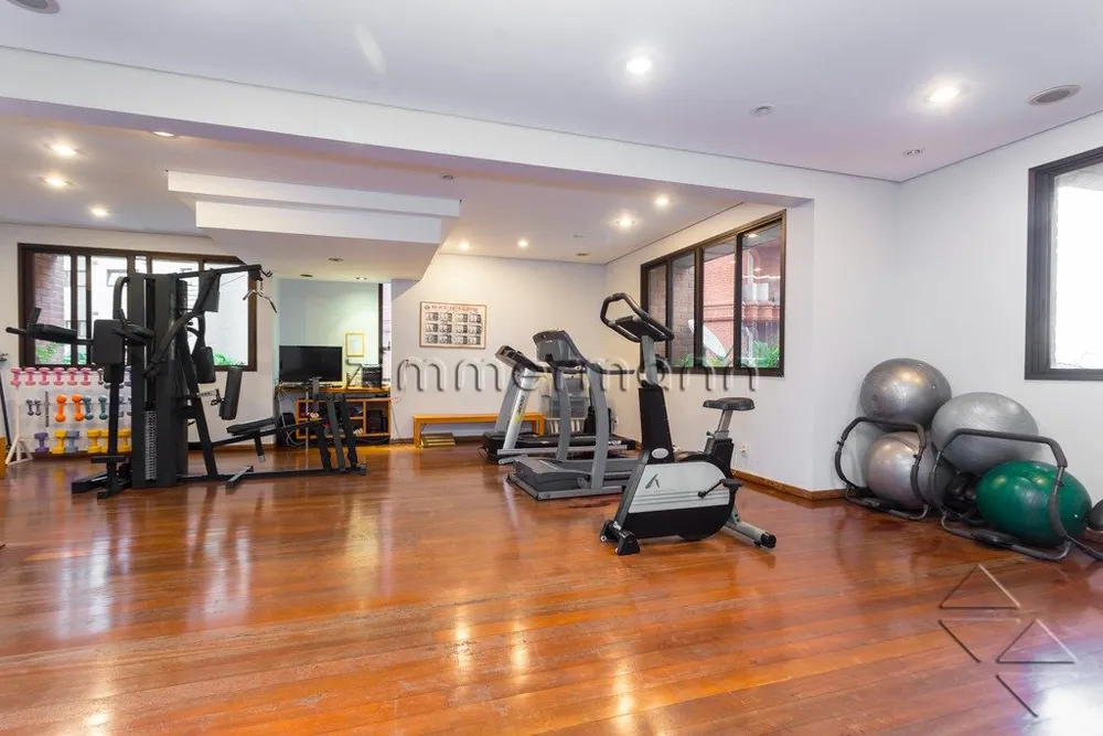 Apartamento, 4 quartos, 260 m² - Foto 1