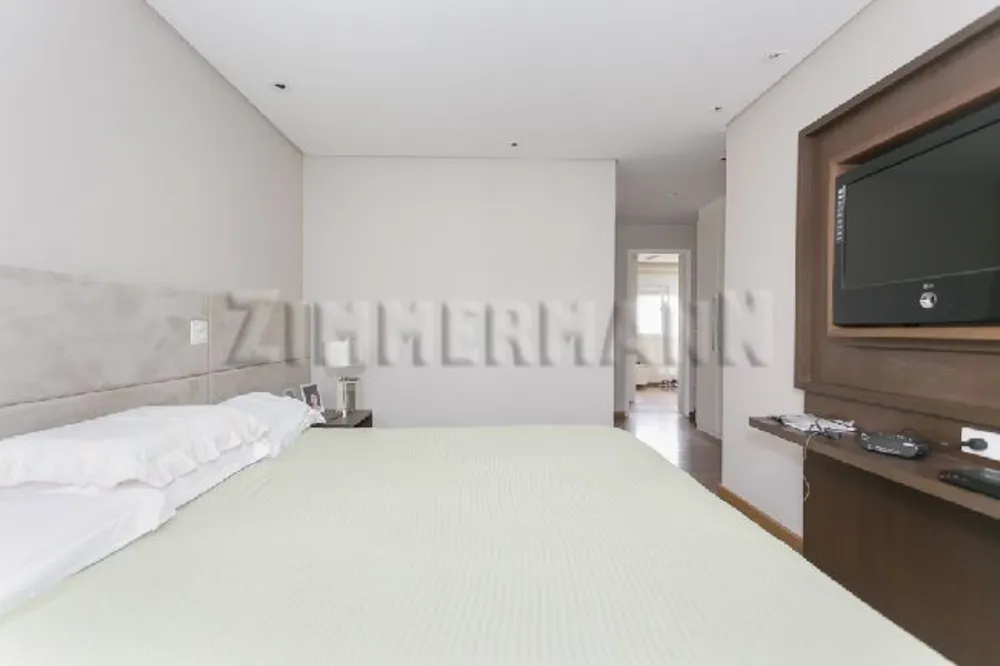 Apartamento, 4 quartos, 221 m² - Foto 2