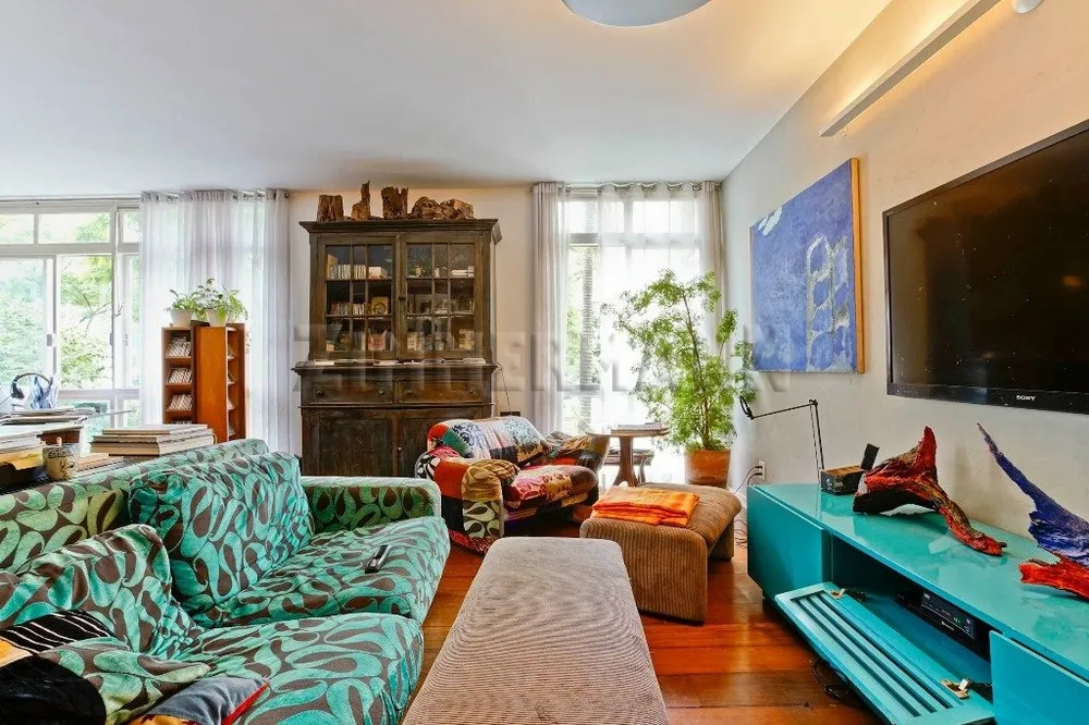 Apartamento, 3 quartos, 220 m² - Foto 1