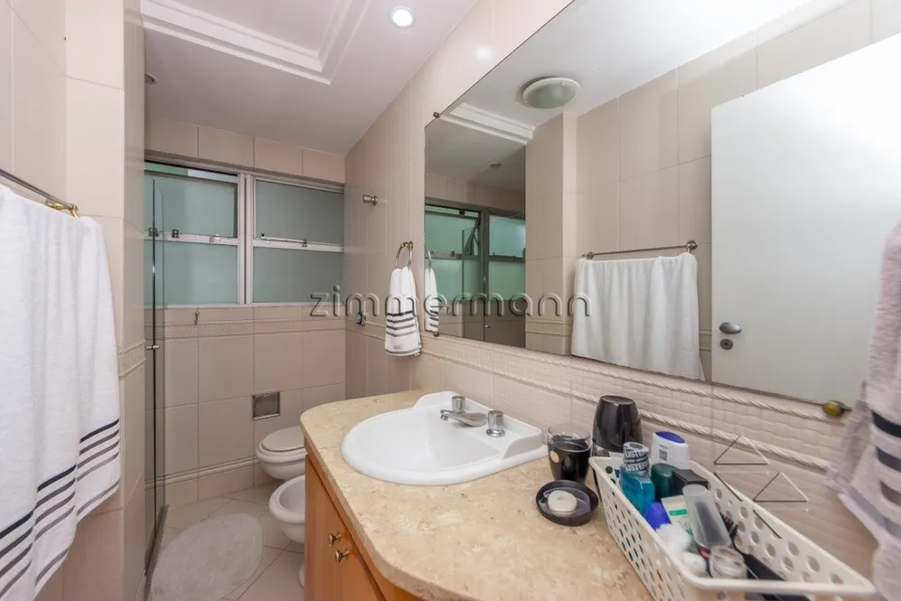 Apartamento, 3 quartos, 190 m² - Foto 1