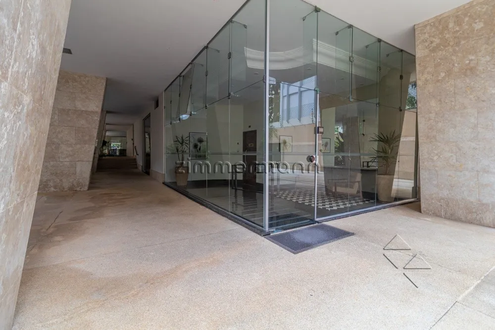 Loteamento e Condomínio, 210 m² - Foto 1