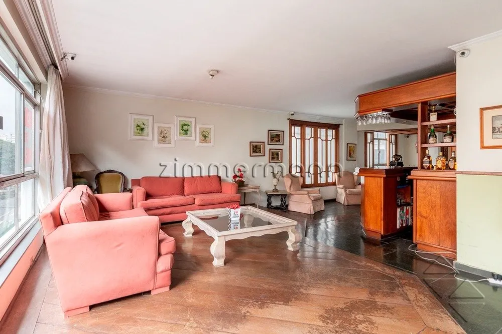 Apartamento, 3 quartos, 240 m² - Foto 2