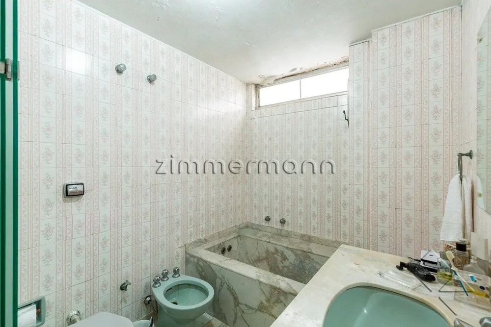 Apartamento, 3 quartos, 240 m² - Foto 1