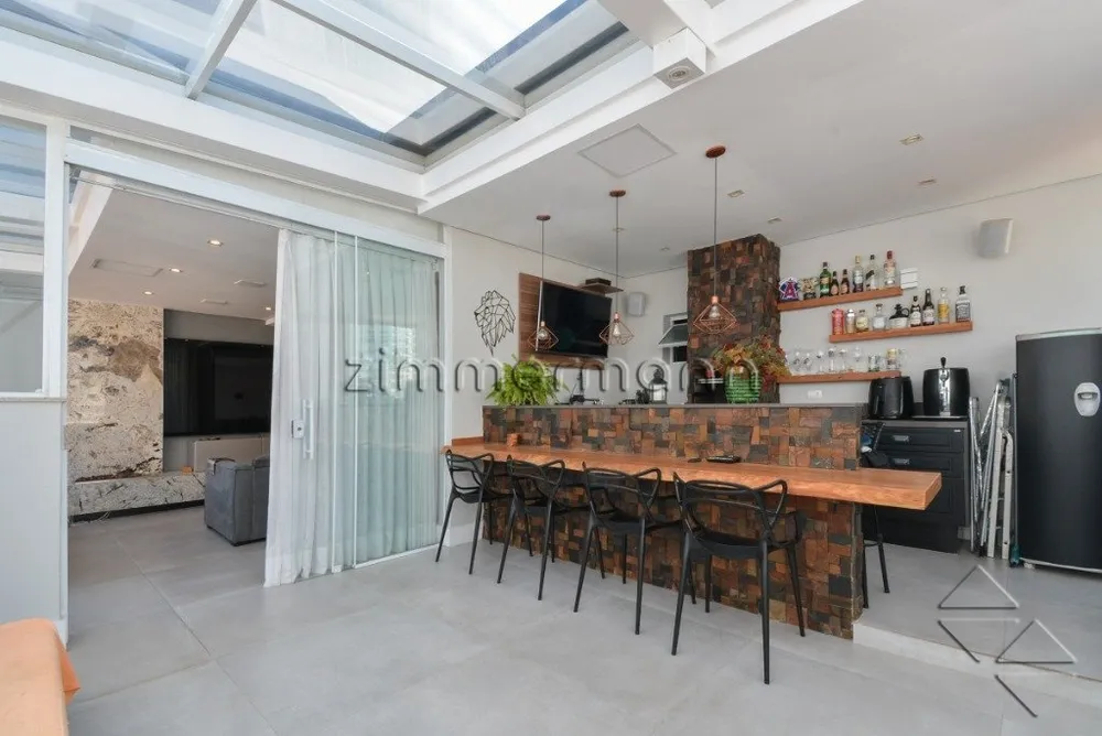 Apartamento, 3 quartos, 140 m² - Foto 1