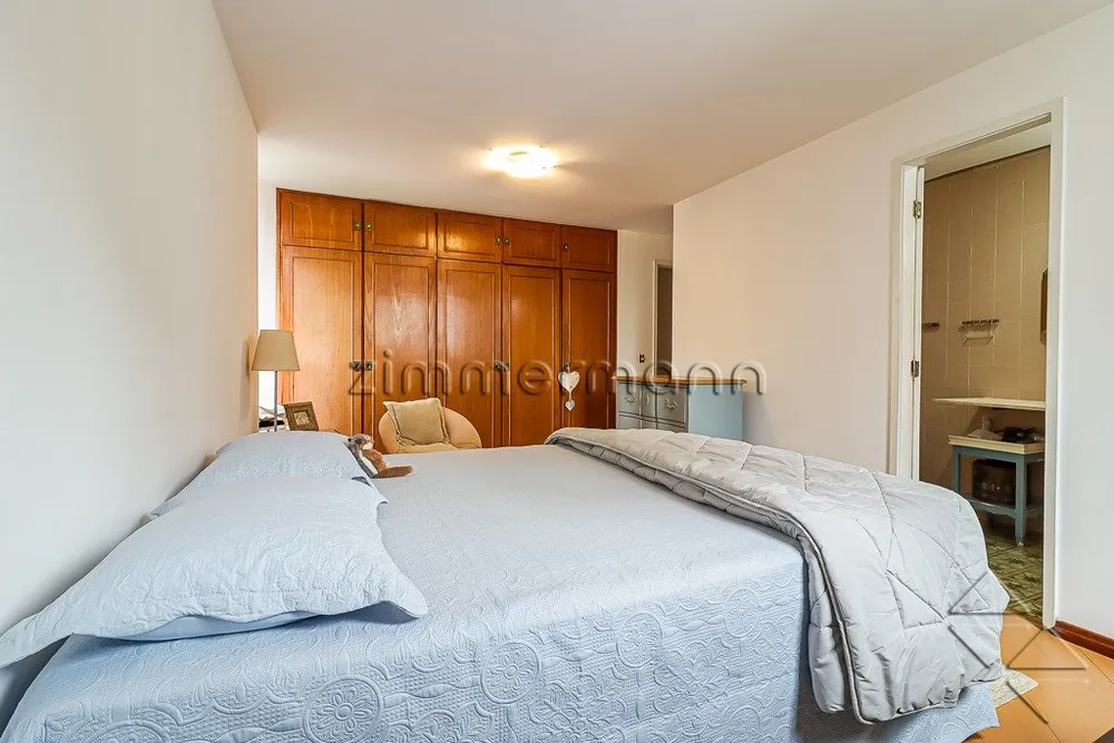 Apartamento, 3 quartos, 190 m² - Foto 4