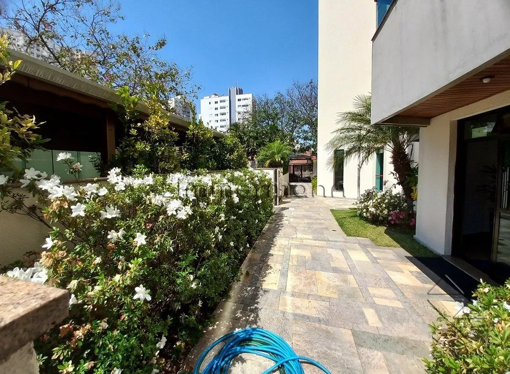 Apartamento, 3 quartos, 131 m² - Foto 2