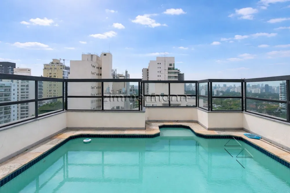 Cobertura, 3 quartos, 220 m² - Foto 2