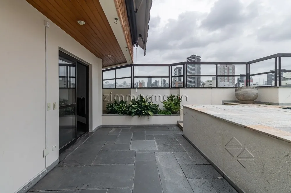 Cobertura, 3 quartos, 220 m² - Foto 4
