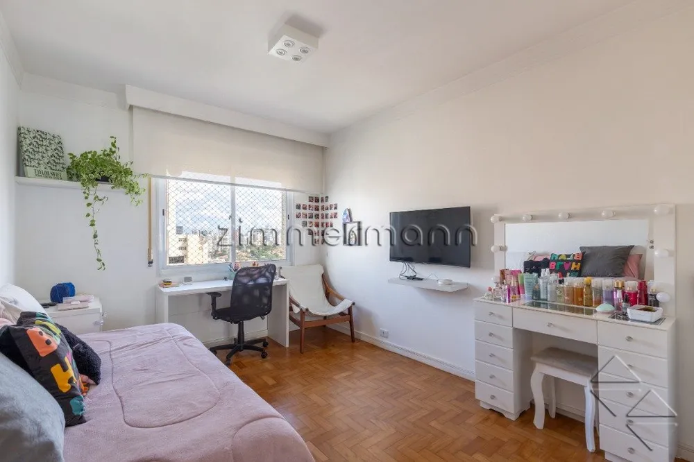 Apartamento, 3 quartos, 136 m² - Foto 1