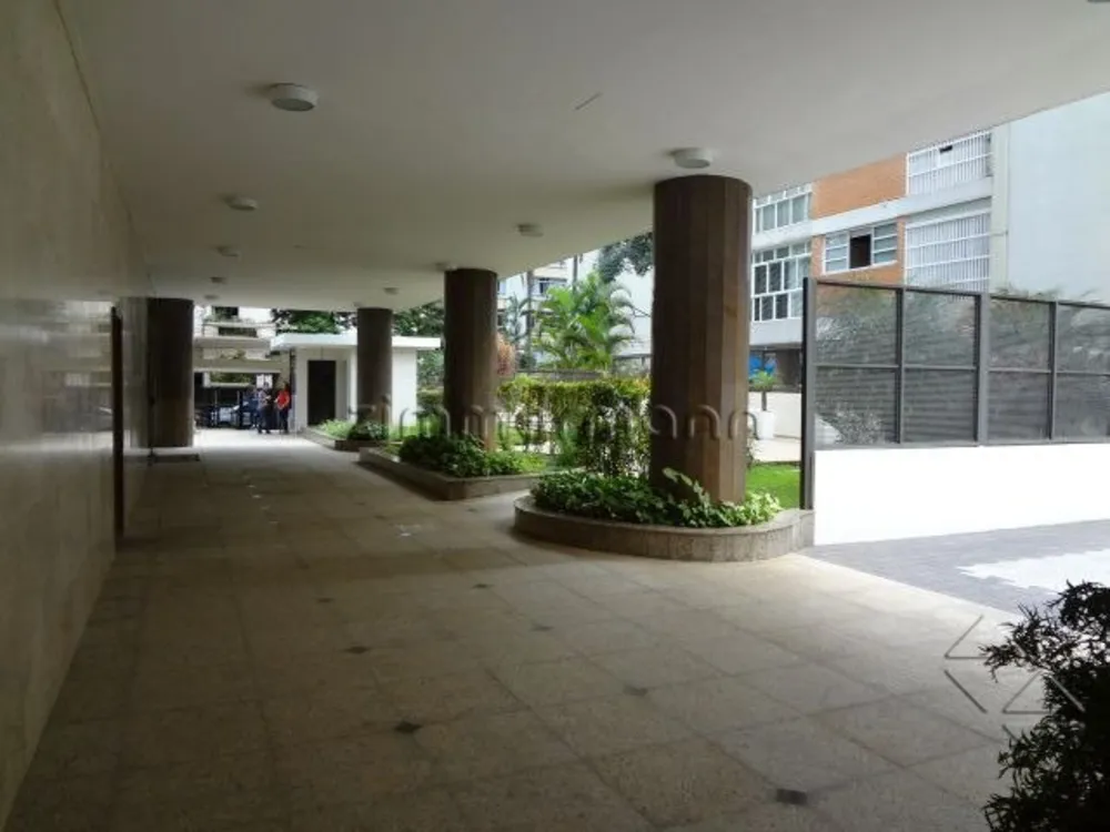 Apartamento, 3 quartos, 190 m² - Foto 2