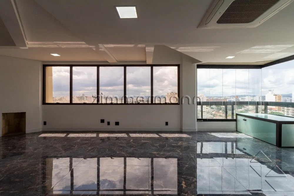 Apartamento, 3 quartos, 210 m² - Foto 1