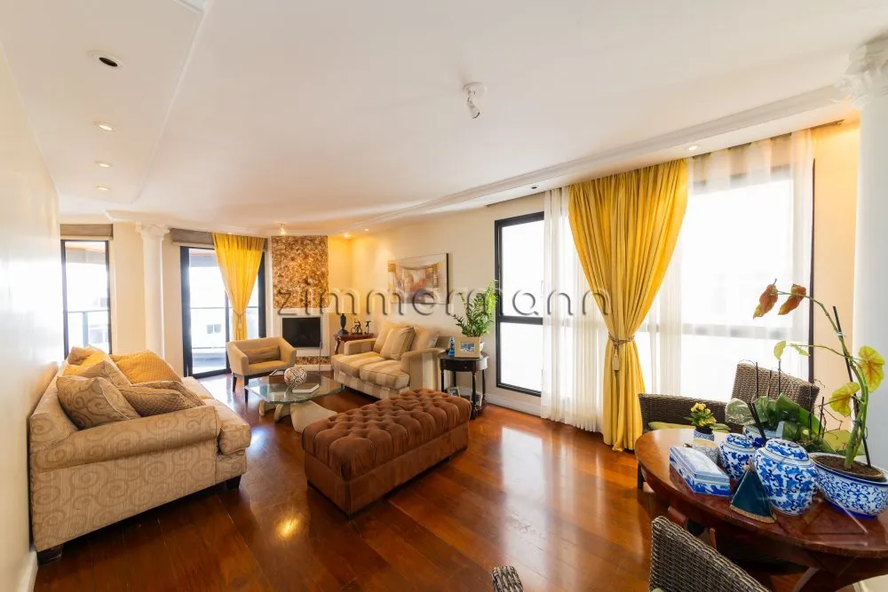 Apartamento, 3 quartos, 160 m² - Foto 1