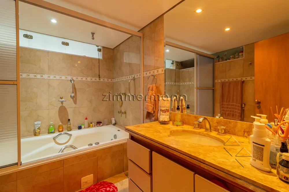 Apartamento, 3 quartos, 140 m² - Foto 1