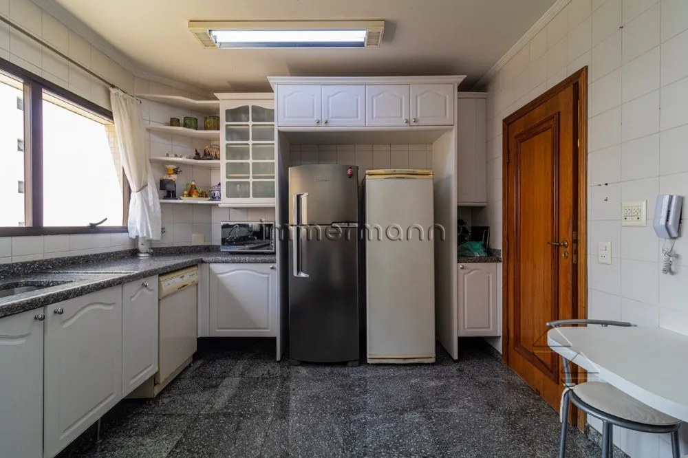 Apartamento, 4 quartos, 256 m² - Foto 1