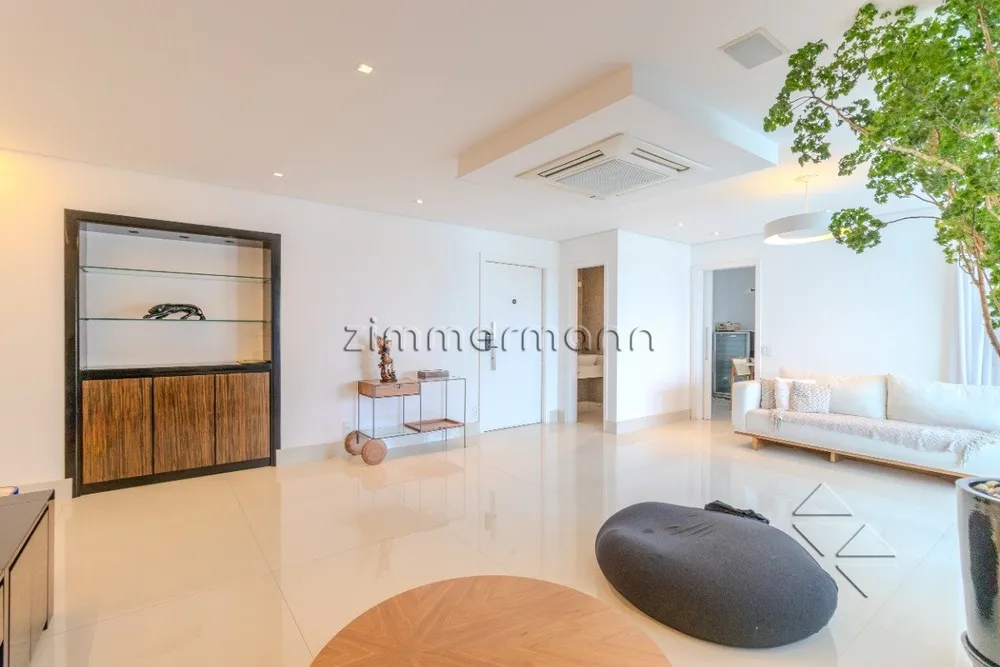 Apartamento, 3 quartos, 194 m² - Foto 2