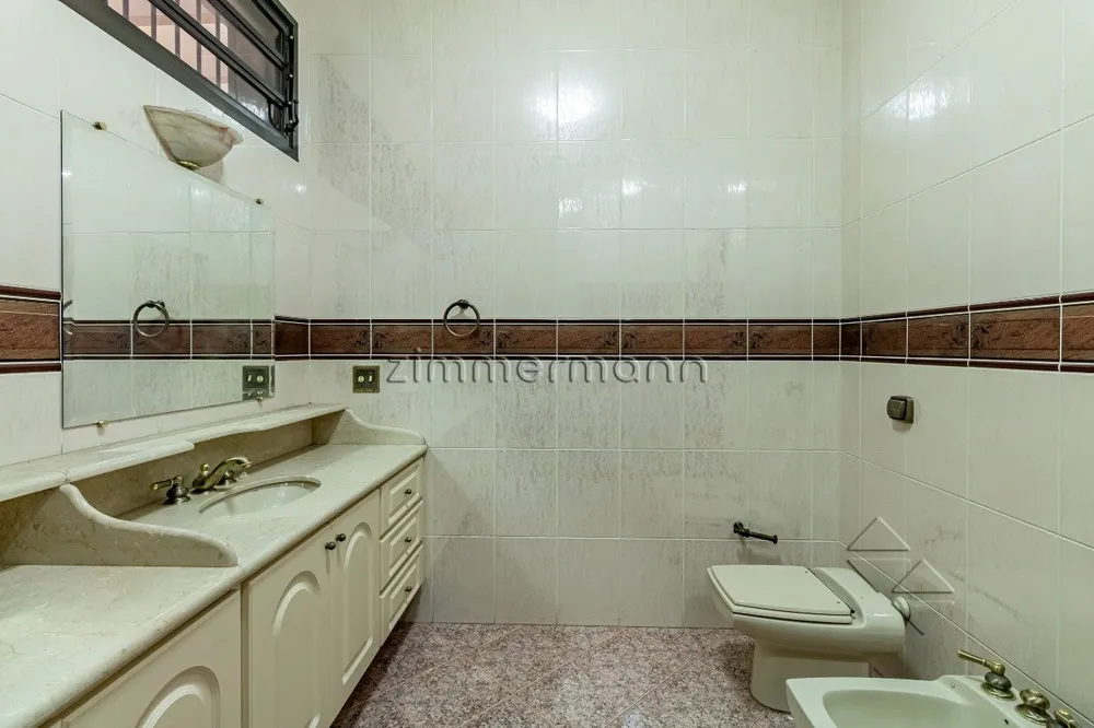 Casa, 3 quartos, 241 m² - Foto 9