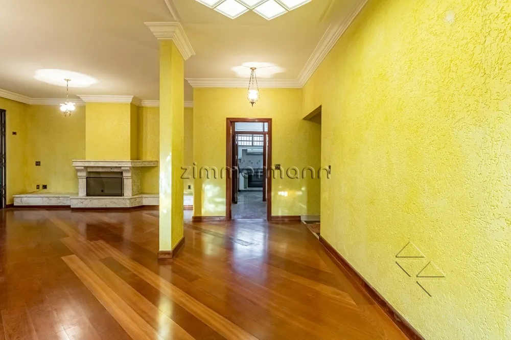 Casa, 3 quartos, 241 m² - Foto 4