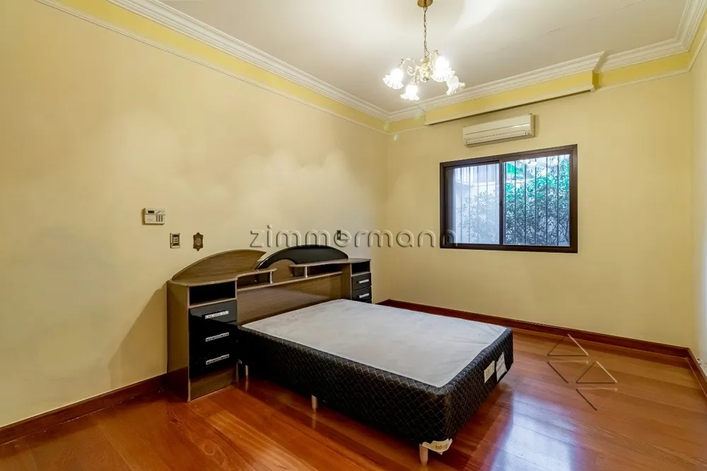 Casa, 3 quartos, 241 m² - Foto 8