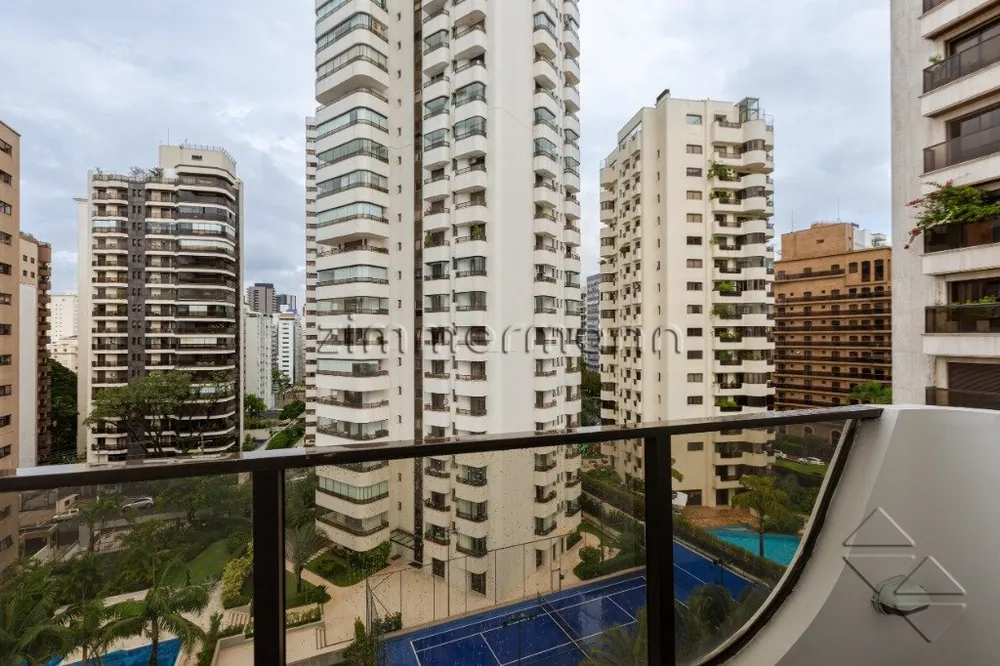 Apartamento, 3 quartos, 190 m² - Foto 2