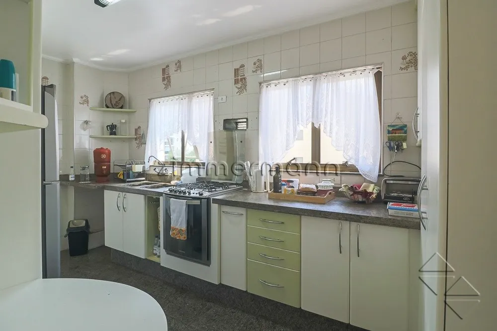 Apartamento, 3 quartos, 136 m² - Foto 1