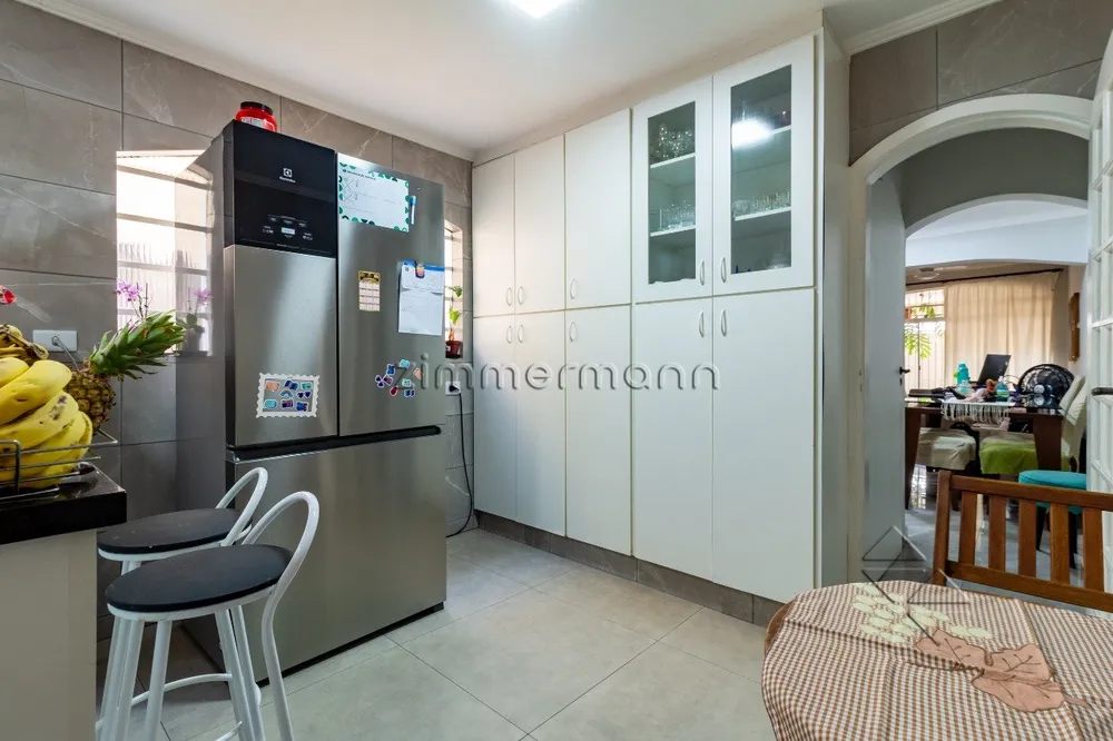 Casa, 3 quartos, 205 m² - Foto 1
