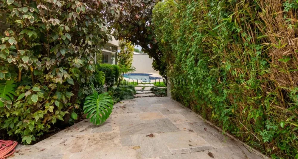 Casa, 7 quartos, 495 m² - Foto 3