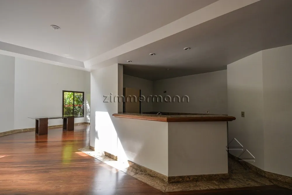 Apartamento, 3 quartos, 224 m² - Foto 4