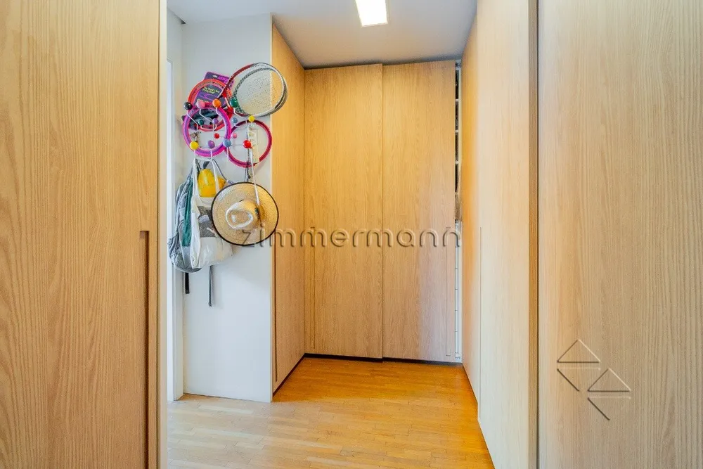 Apartamento, 4 quartos, 246 m² - Foto 2
