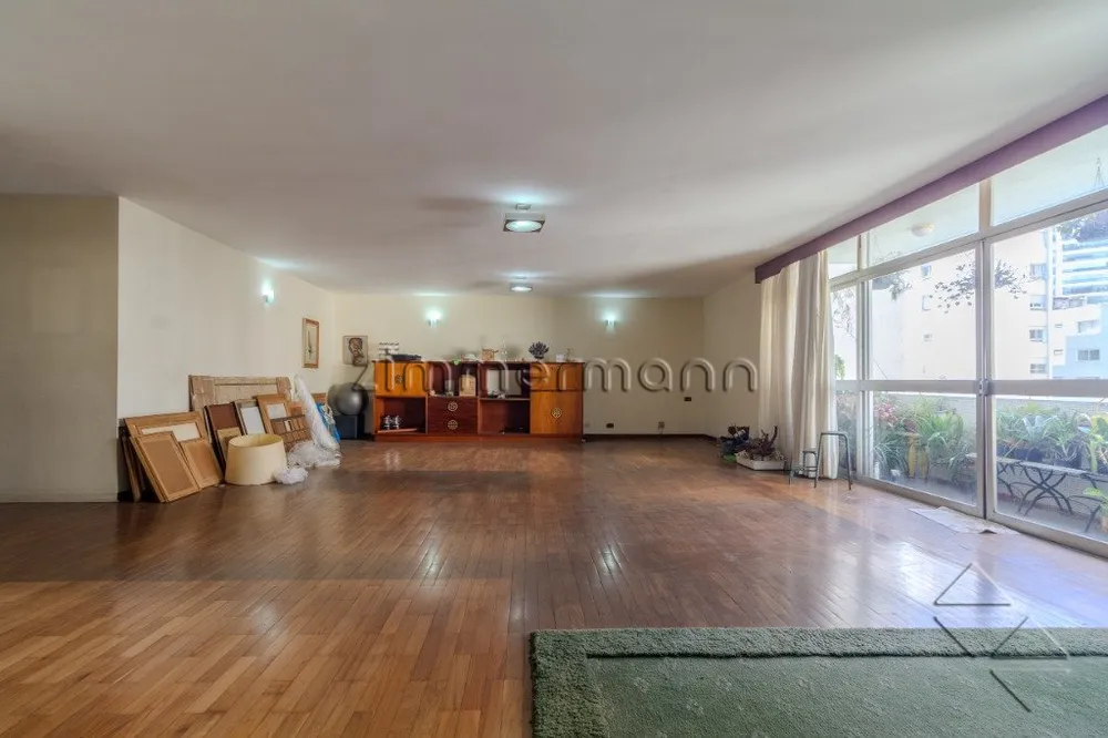 Apartamento, 3 quartos, 240 m² - Foto 2