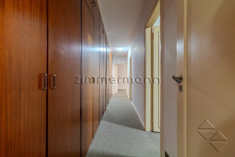 Apartamento, 3 quartos, 240 m² - Foto 1