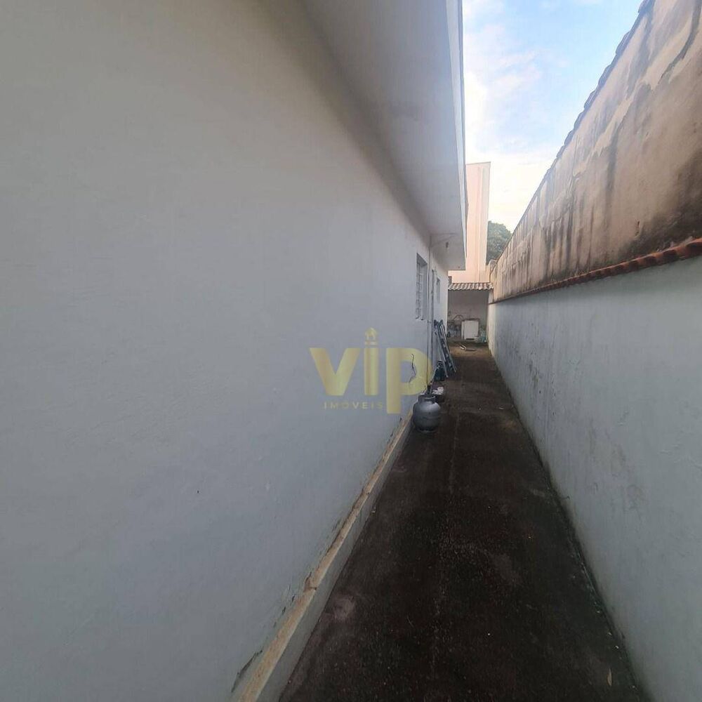 Casa, 3 quartos, 220 m² - Foto 4