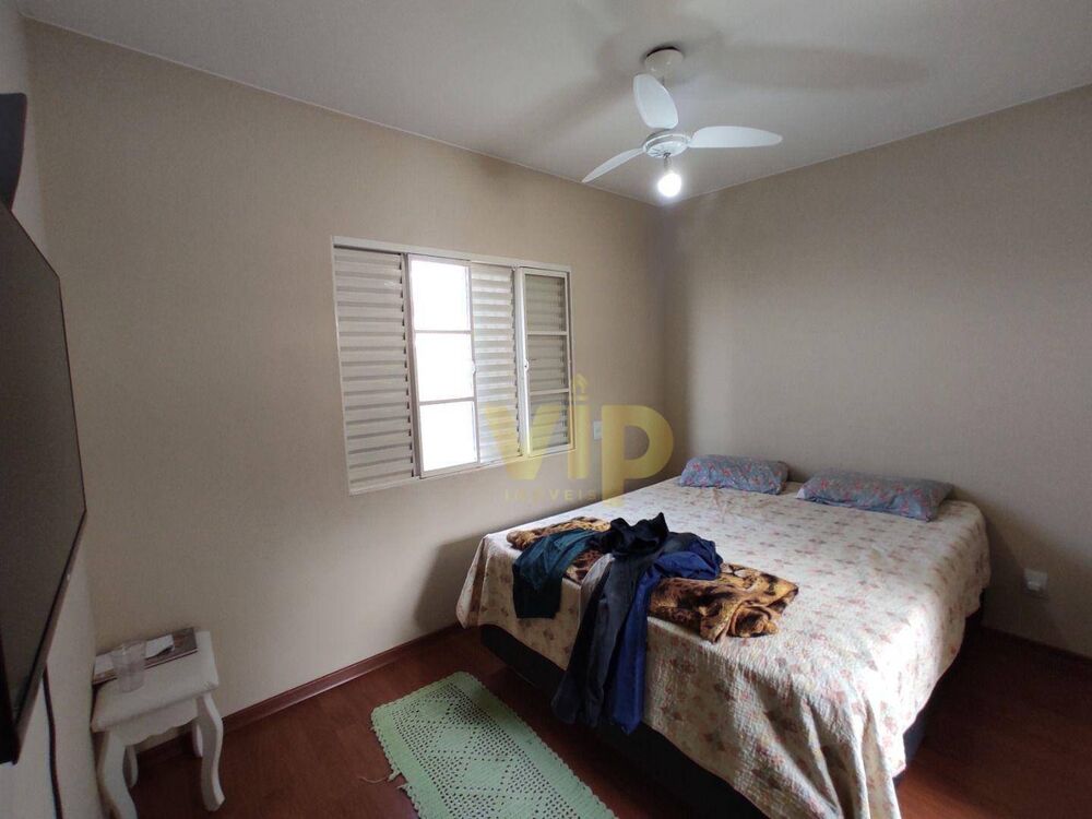 Casa, 3 quartos, 245 m² - Foto 32