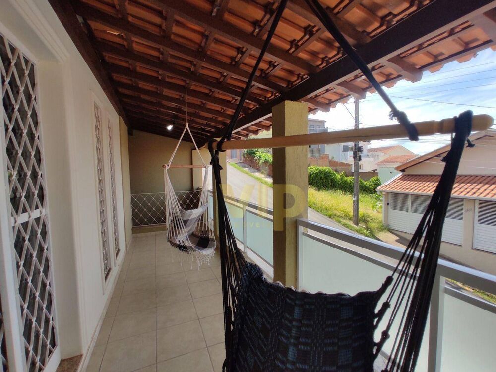 Casa, 3 quartos, 245 m² - Foto 9