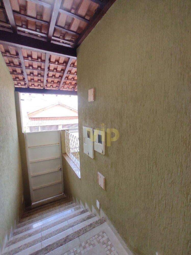 Casa, 3 quartos, 245 m² - Foto 3