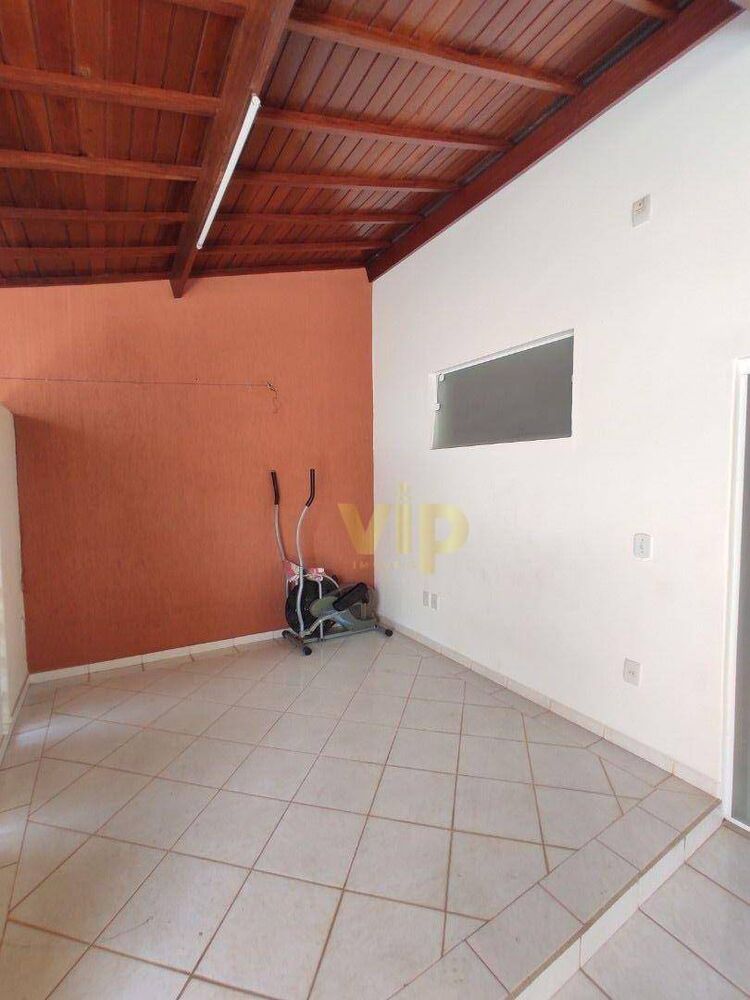 Casa, 3 quartos, 245 m² - Foto 24