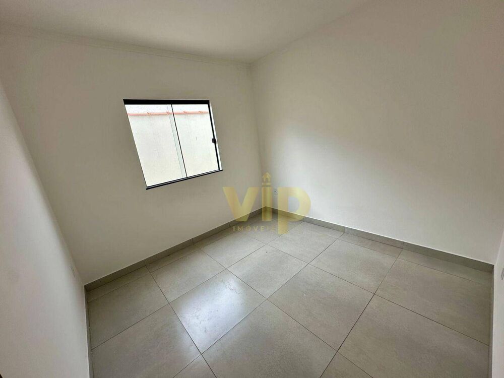 Casa à venda com 3 quartos, 150m² - Foto 3
