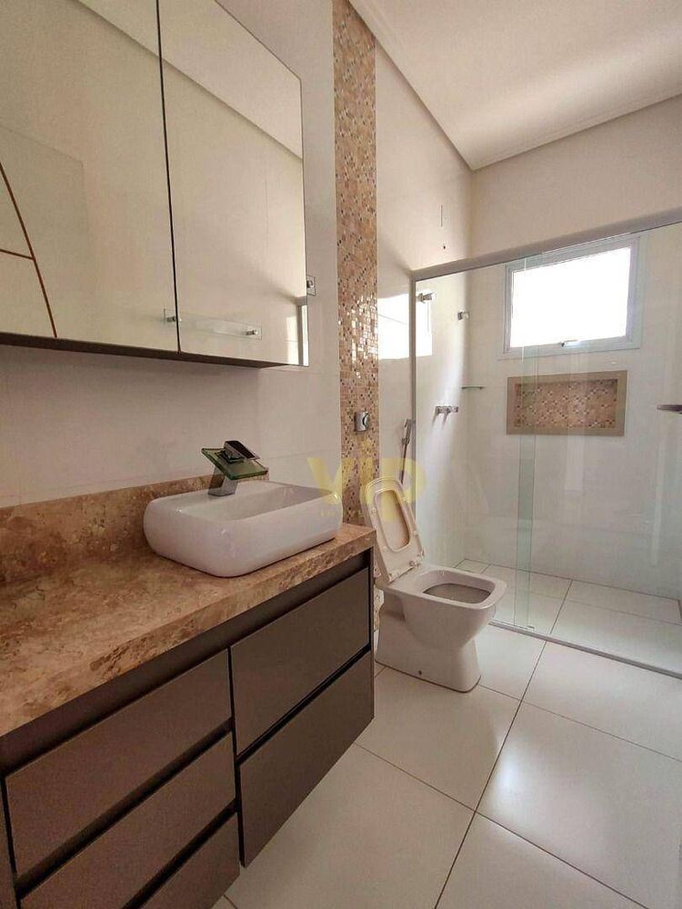 Casa, 3 quartos, 258 m² - Foto 3