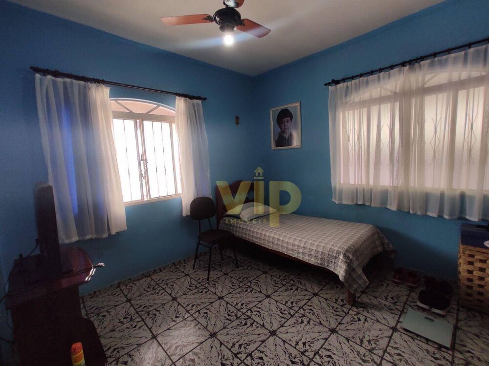 Casa, 3 quartos, 169 m² - Foto 2