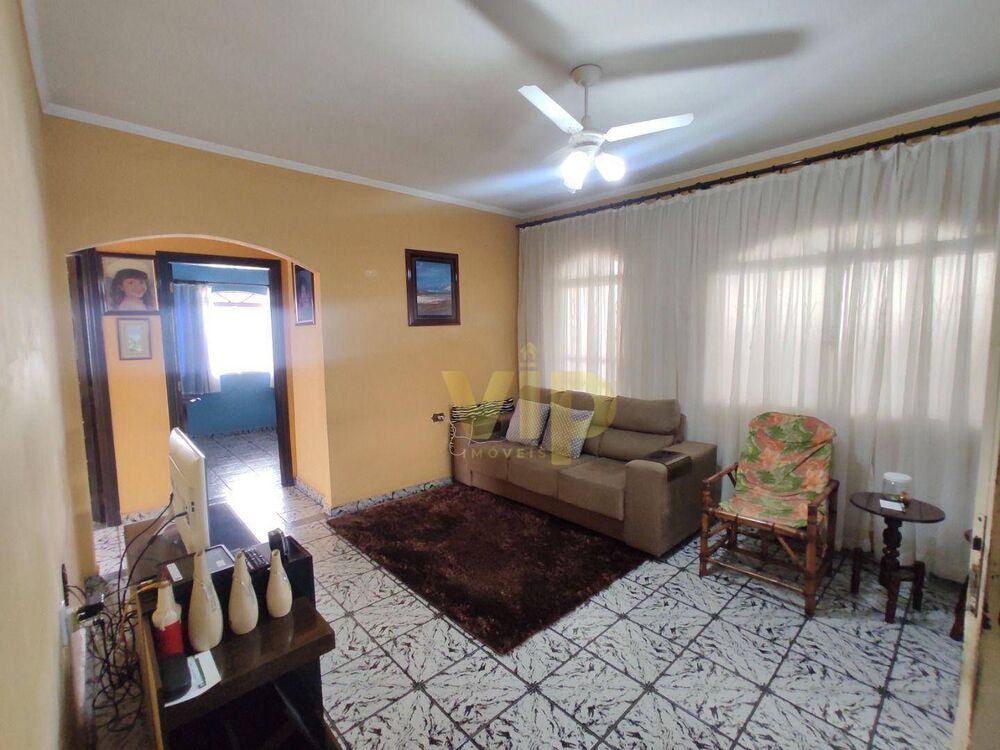 Casa, 3 quartos, 169 m² - Foto 1