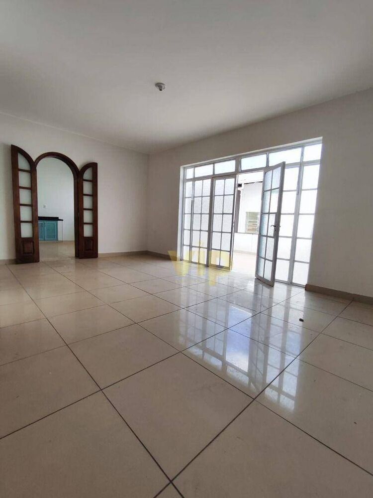 Casa, 3 quartos, 270 m² - Foto 3