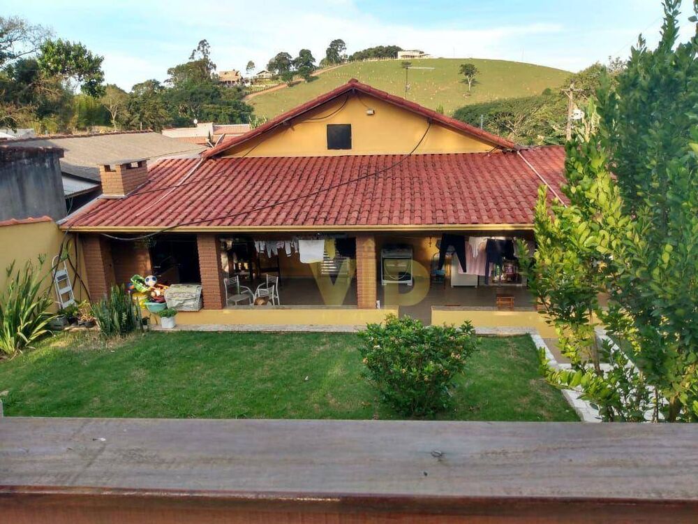 Chácara, 3 quartos, 1200 m² - Foto 1