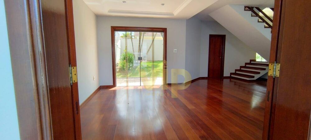 Casa, 4 quartos, 424 m² - Foto 1