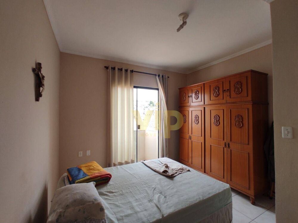 Casa, 3 quartos, 200 m² - Foto 3
