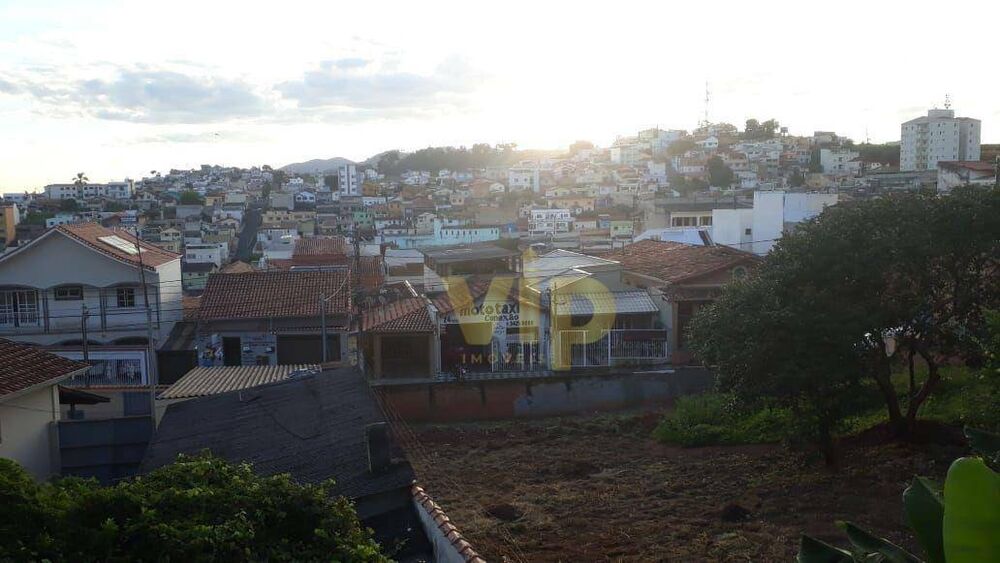Casa, 3 quartos, 235 m² - Foto 2