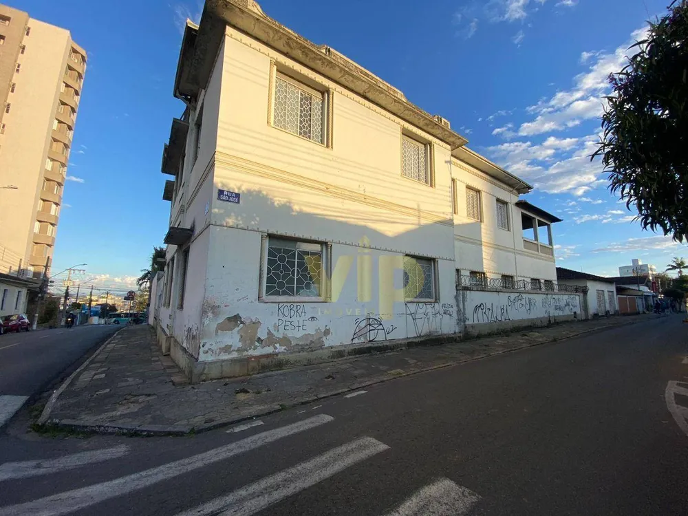 Casa, 4 quartos, 592 m² - Foto 4