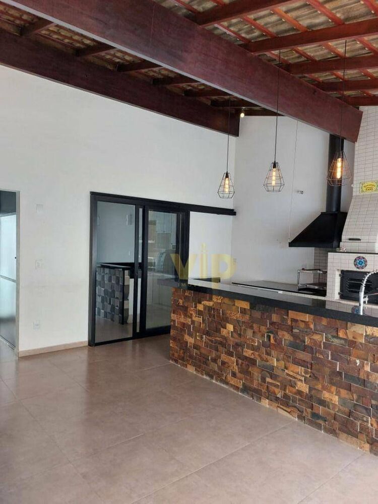 Casa, 4 quartos, 213 m² - Foto 1