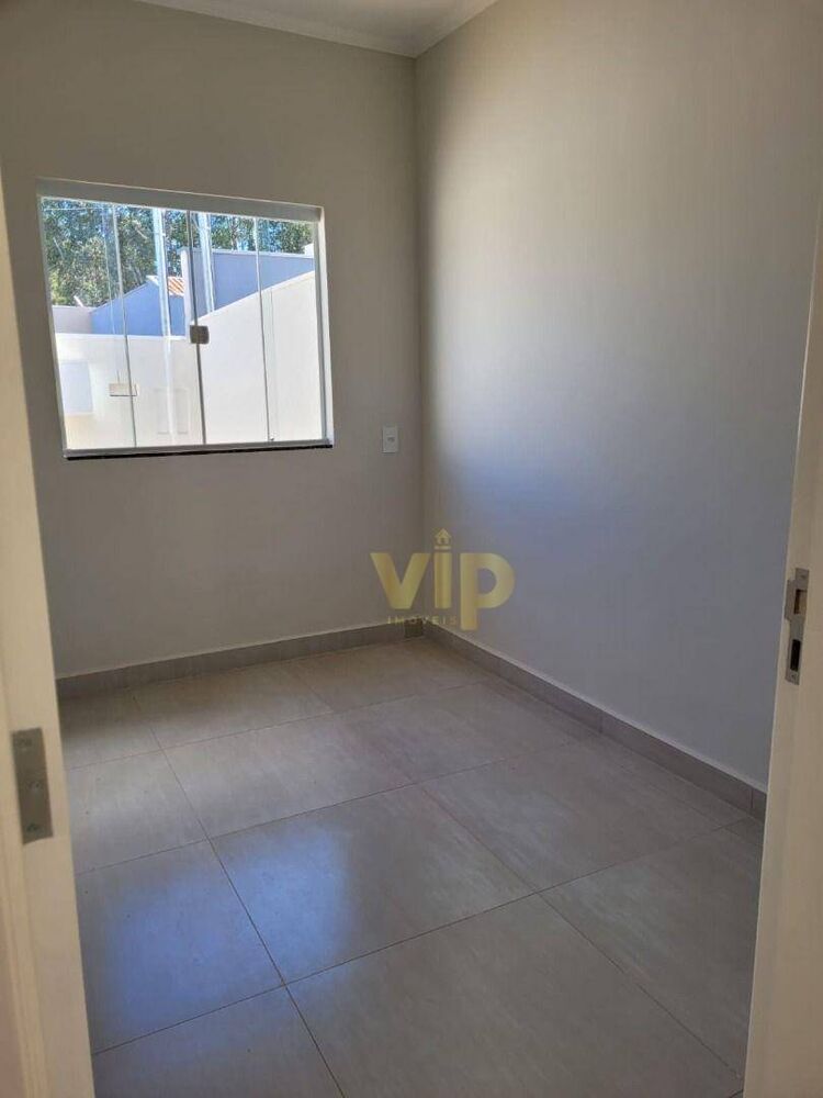 Casa à venda com 3 quartos, 70m² - Foto 3