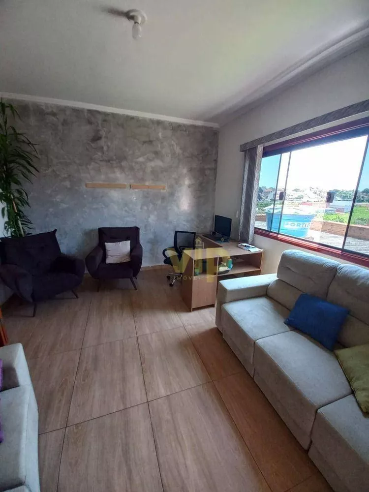 Casa à venda com 4 quartos, 381m² - Foto 5